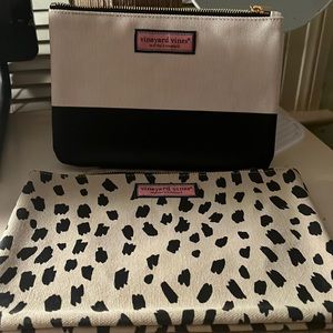 2 brand new vineyard vines cosmetic pouches